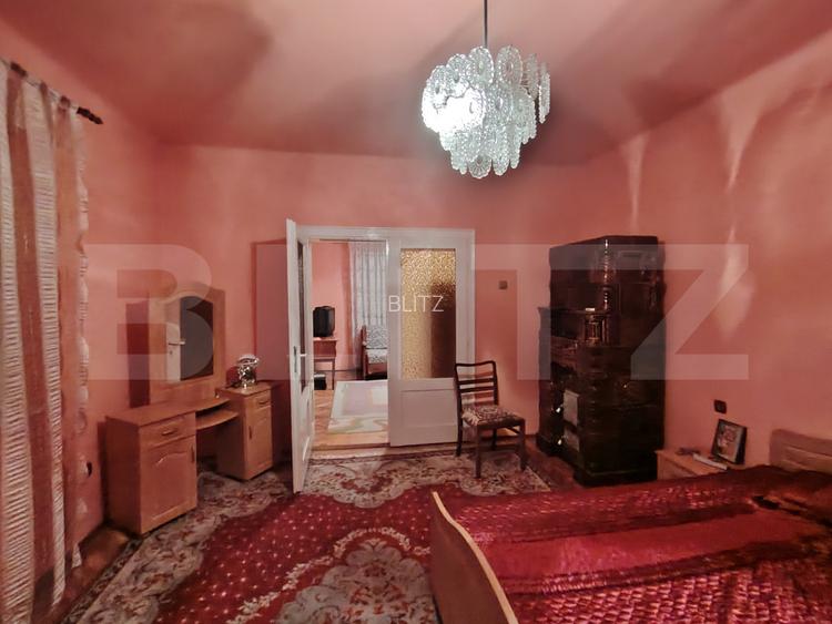 Casă solidă cu pod, foișor și 2 garaje in Tarnaveni - 11