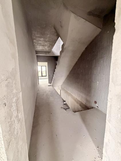 Duplex P+1E cu supanta, model deosebit, 4 camere, 4 bai - Dumbravita