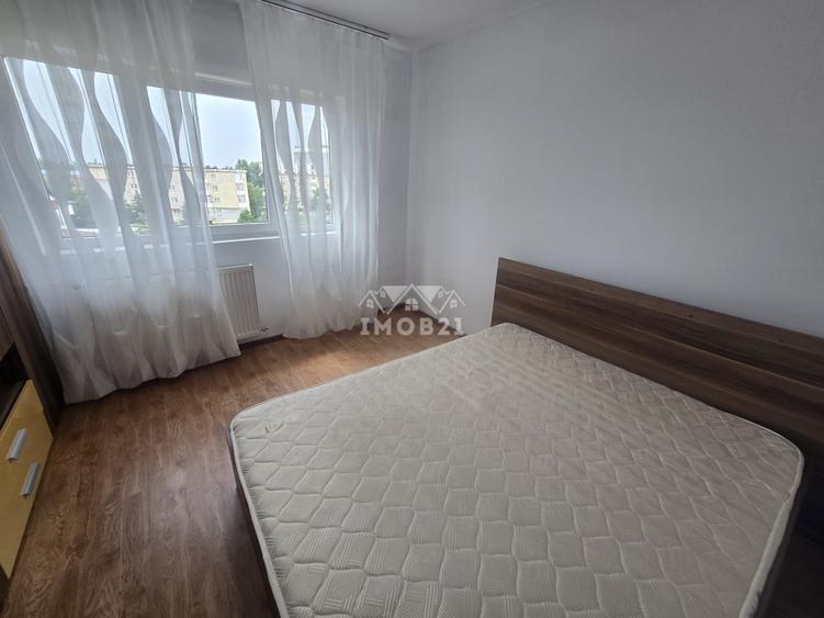 Apartament Ideal cu Două Camere, Preț Mic, Acte la Zi - Strada Domnișori
