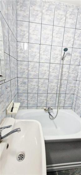 APARTAMENT 3 CAMERE Craiovita, zona Orizont