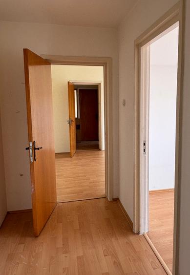 Ocazie deosebita!Pret de vara ; 3 camere confort 1 /94900! Reabilitat termic