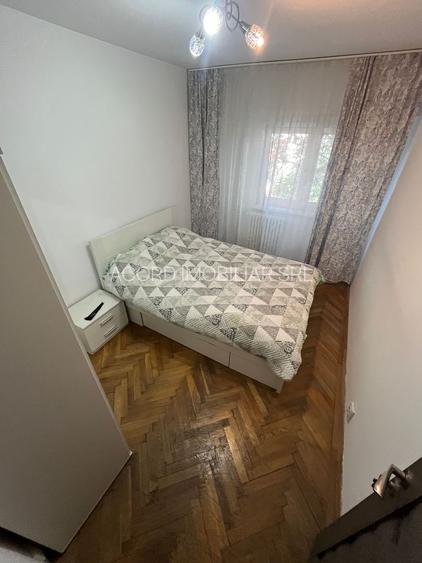 Apartament 4 camere Trocadero