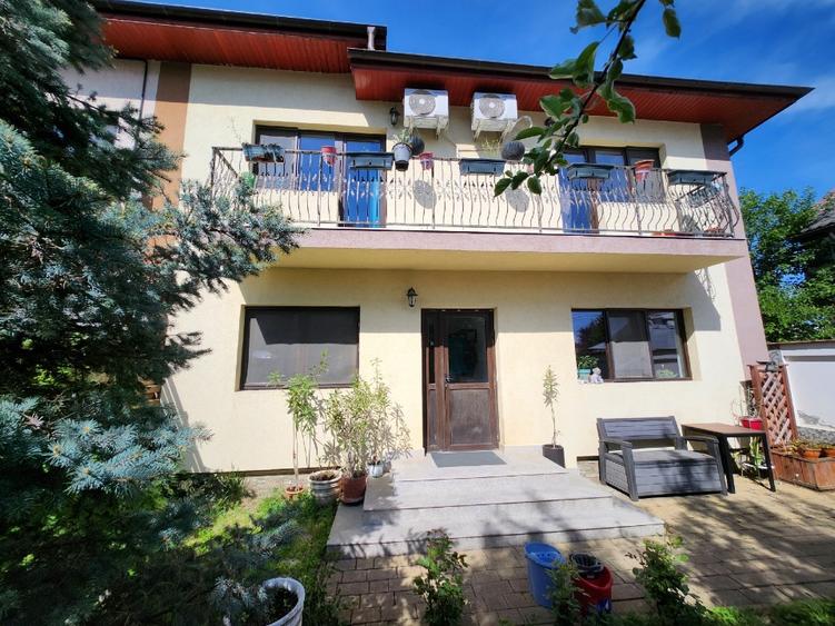 Vilă duplex 5 camere, mobilată partial, curte proprie - Dobroești
