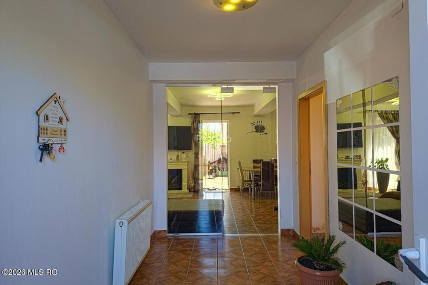 Sacalaz - Casa P+M, 139 MP, 2 Dormitoare, 3 Bai, Birou, Foisor, Iaz - 23