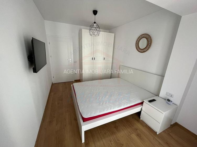 Apartament cu 2 camere de închiriat – Central Park, etaj 4/6 - 5