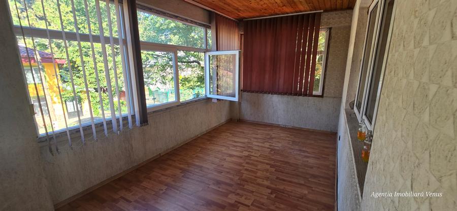 Etaj si demisol zona ultracentrala
