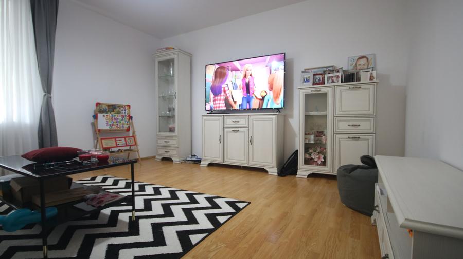 Vanzare casa foarte solida,renovata impecabil.Zona Freidorf.