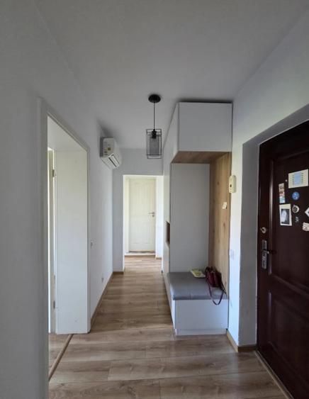 Apartament 2 Camere Vitan Mall metrou DECOMANDAT,CENTRALA,SEMIMOBILAT,REABILITAT