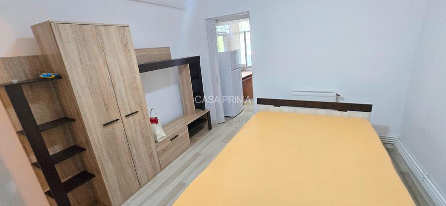 Garsoniera, centrala termica, tamplarie PVC, bucatarie mare, Galata - 6