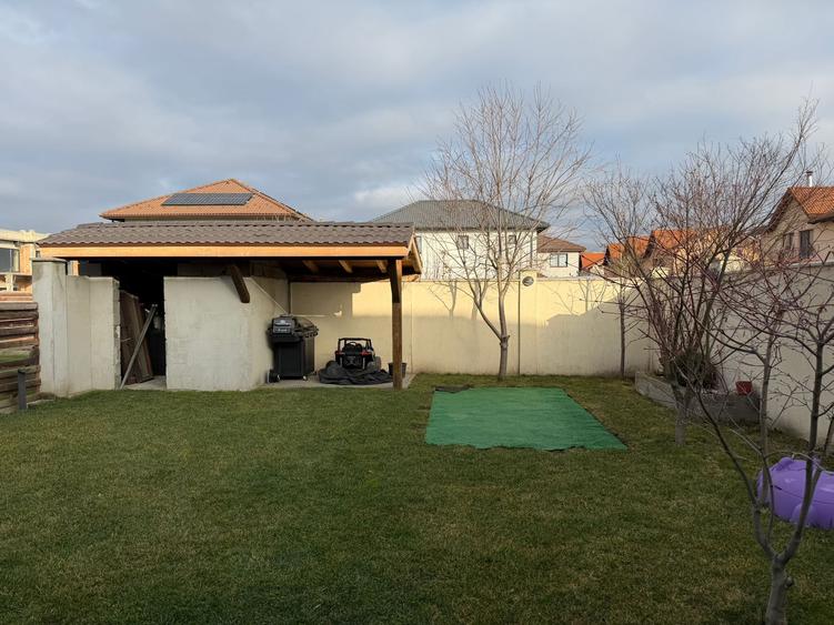 Casă de vânzare in Ghimbav, 150 mp, Panouri solare