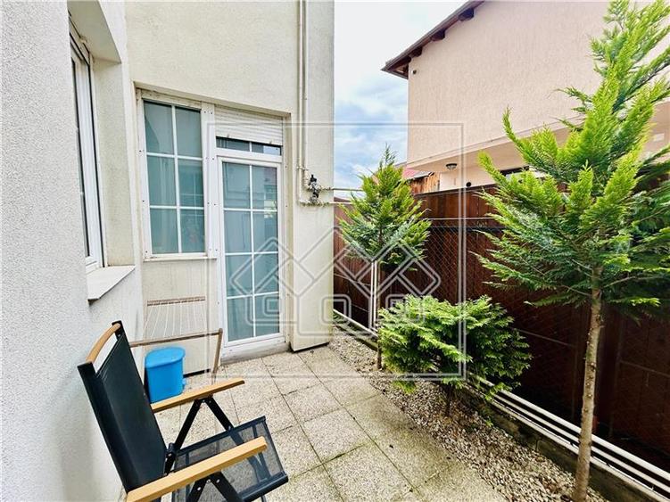Apartament mobilat si utilat modern, cu 2 terase, zona C. Dumbravii