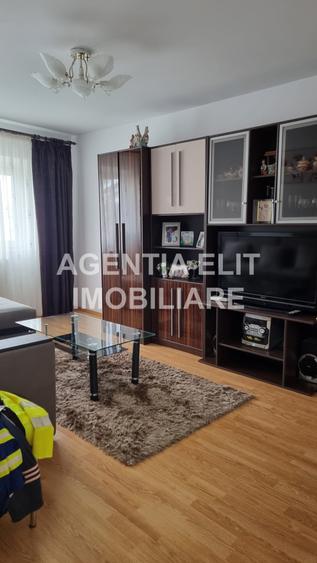 Apartament 2 camere, zona Inspectoratului Scolar