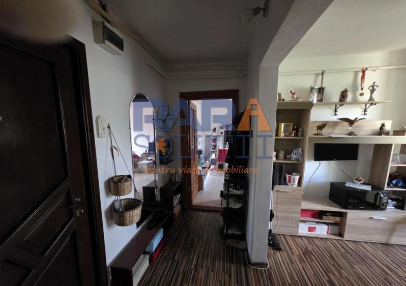 2 camere decomandat, Str. Mihai Eminescu