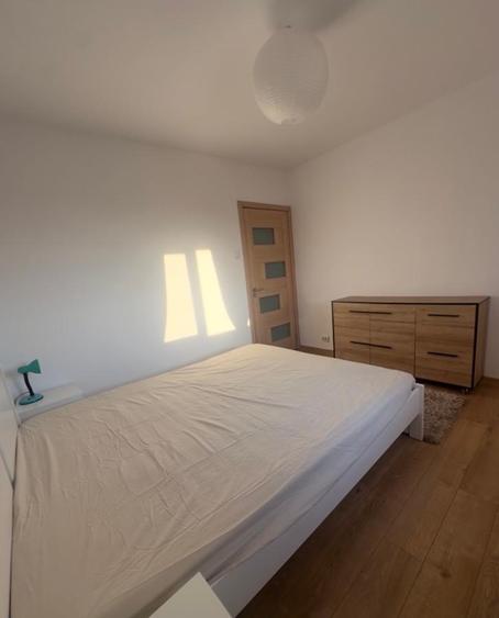 Apartament doua camere -semidecomodat 13 septembrie