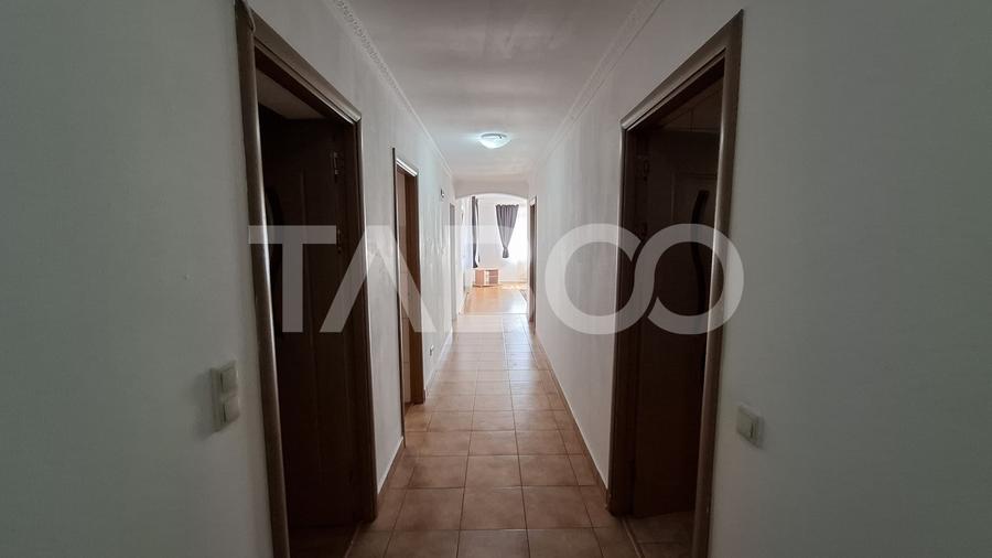 Apartament la casa de inchiriat 3 camere 78 mp terasa Piata Cluj Sibiu