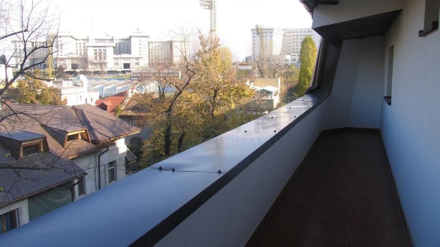 REA0024124 Apartament 3 camere - 150mp - Cotroceni - Birou