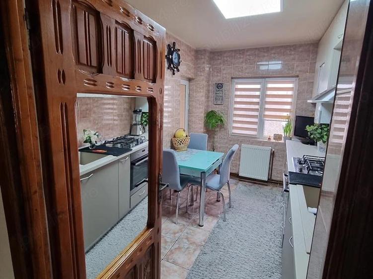 Apartament 3 camere, decomandat, Brazda lui Novac