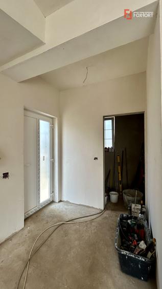 Duplex cu 3 camere parter + etaj - Sanandrei