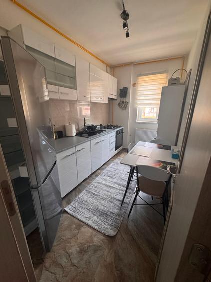 Apartament cu 2 camere de inchiriat LUX