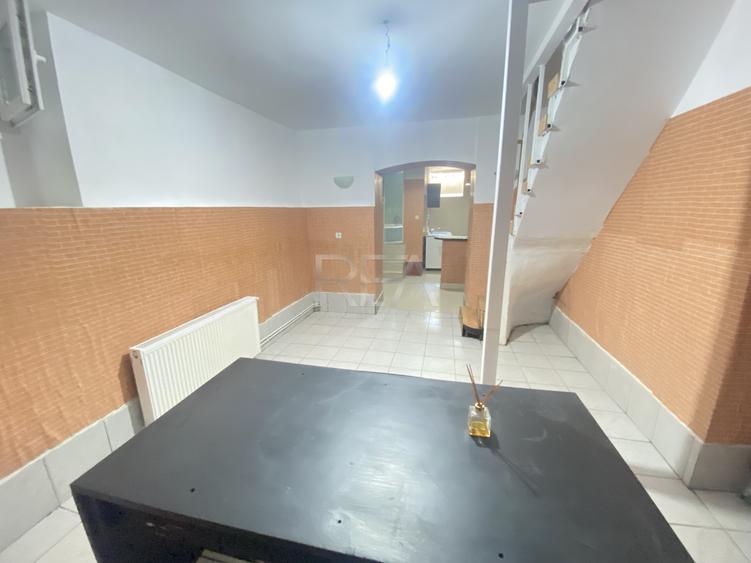 3 camere- Centrala Proprie- Bulevardul Regina Elisabeta-Stradal