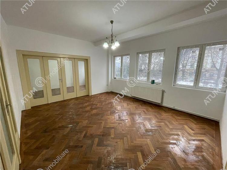 Apartament 4 camere ultracentral Sibiu