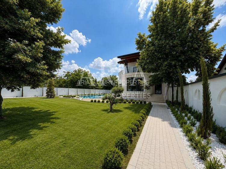 Vilă Ultra-Luxury | Lângă Pădure | Piscină Privată - 3