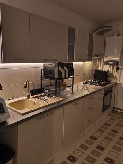 Apartament cu 3 camere pe strada Louis Pasteor!