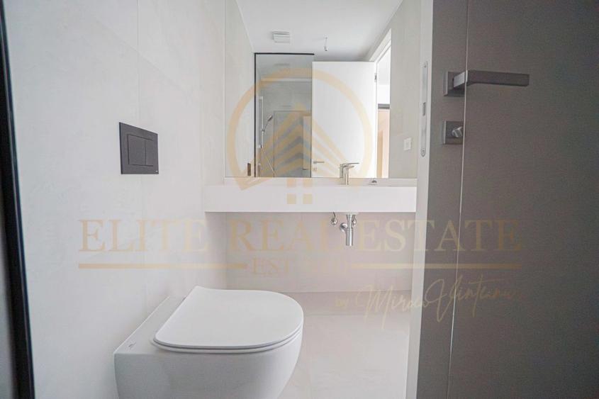 Stațiunea Mamaia - Vânzare apartament cu 2 camere, 2 bai si terasa.