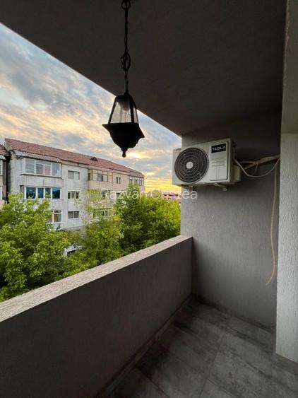 Apartament de vanzare Micro 3  - 8
