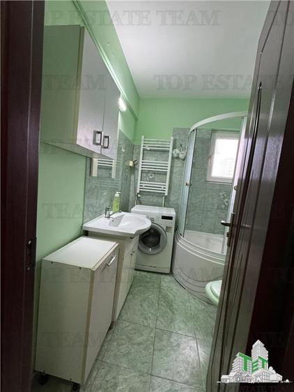 Apartament 2 camere, zona City Mall Constanta.