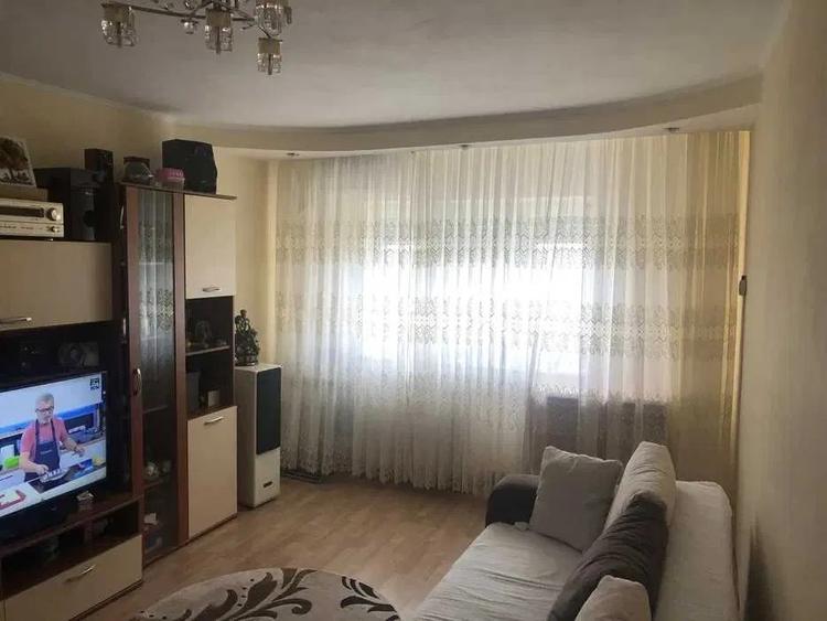 Apartament 2 camere confort 1 decomandat zona Radu Negru, renovat 2017