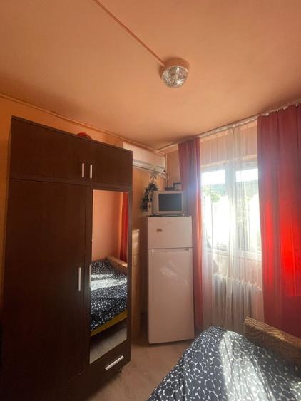 Camera de camin, de vanzare, 13,64 mp, zona Valea Rosie