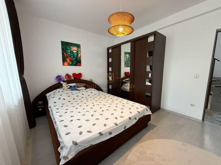 Vila insiruita mobilata si utilata / 4 camere/ 3 Bai / Curte proprie
