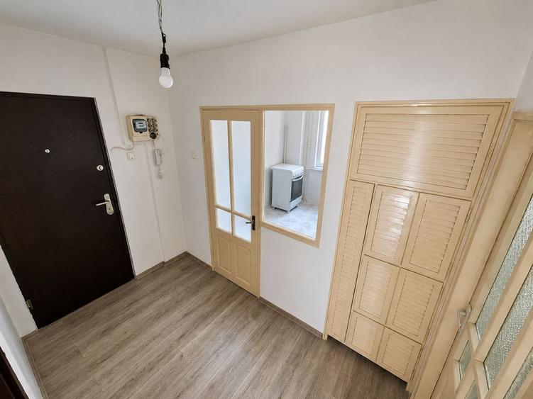 Apartament cu 3 camere | decomandat | zona Primaverii | Manastur