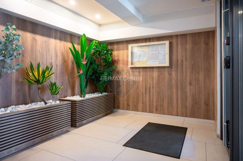 Apartament cu 2 camere la Urban Coresi, două balcoane, parcare + boxă - 12