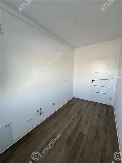Garsoniera de 41 mp balcon parcare zona Brana Selimbar