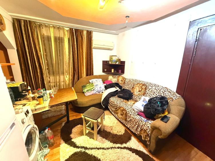 Apartament 3 camere 40mp zona Lidl-Camin Pacii Pret 51000eur neg
