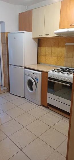 Apartament cu 2 camere, decomandat, zona Tatarasi