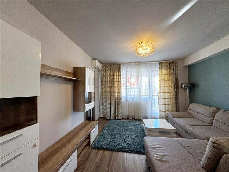 De Vanzare Apartament 3 Camere | Hala Traian