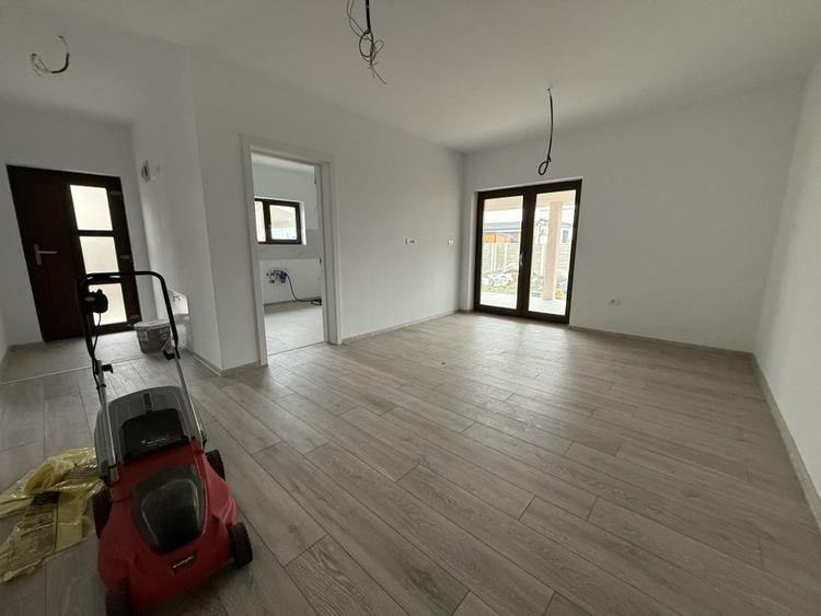 Duplex 3 camere, P+Pod, 85mp utili, 300mp teren, Calea Urseni COMISION 0%