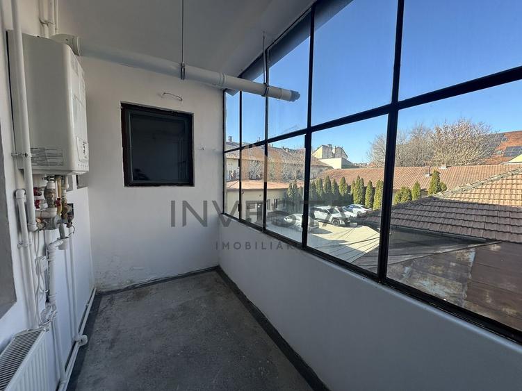 Apartament 4 camere 115 mp Ultracentral etaj intermediar pe Eroilor!