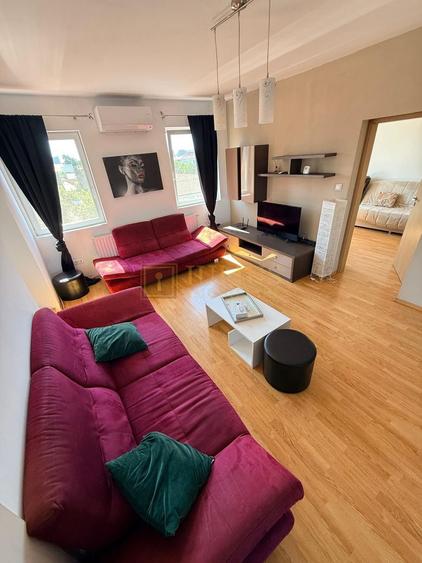 3 camere- 2 dormitoare| Zona Cetății| Centrală pe gaz| pet friendly
