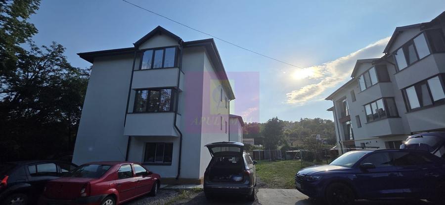 Apartament cu 2 camere de vanzare in Poiana Campina