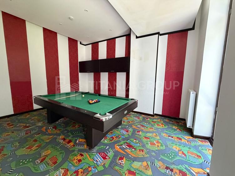 Hotel 4 stele, complet echipat, 85 camere, teren 5000 mp - Predeal