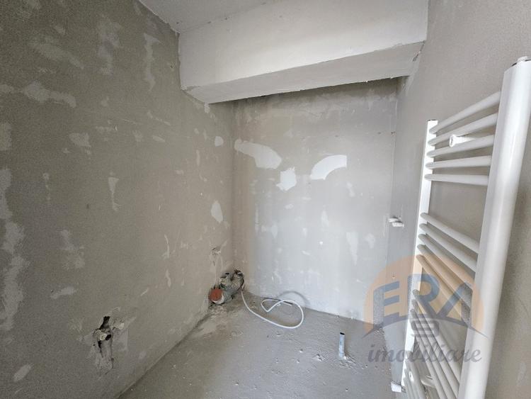 Apartament 4 camere K, bloc NOU - zona Salca - Universitatii