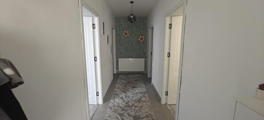 Apartament 2 camere cu TEREN!