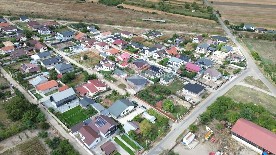 Casă Individuală P+Pod înalt / Vânători / Construcție Regie Proprie