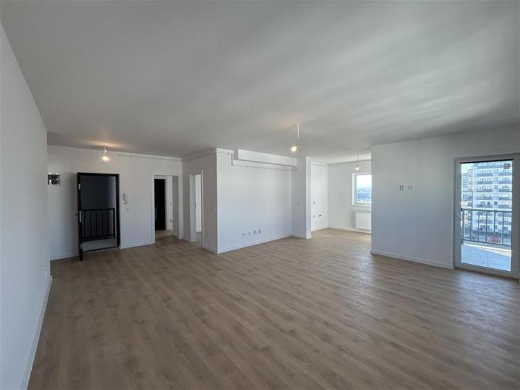 Apartament 4 camere | 81 mp | 2 balcoane | Parcare | Selimbar