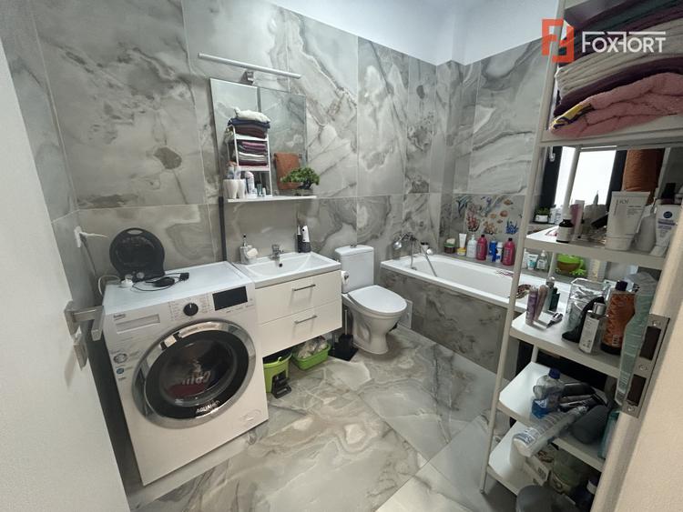 Apartament cu 3 camere si 2 bai, etaj 2 in Giroc