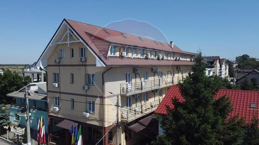 Hotel / Pensiune cu 43 camere de vânzare în Costinesti